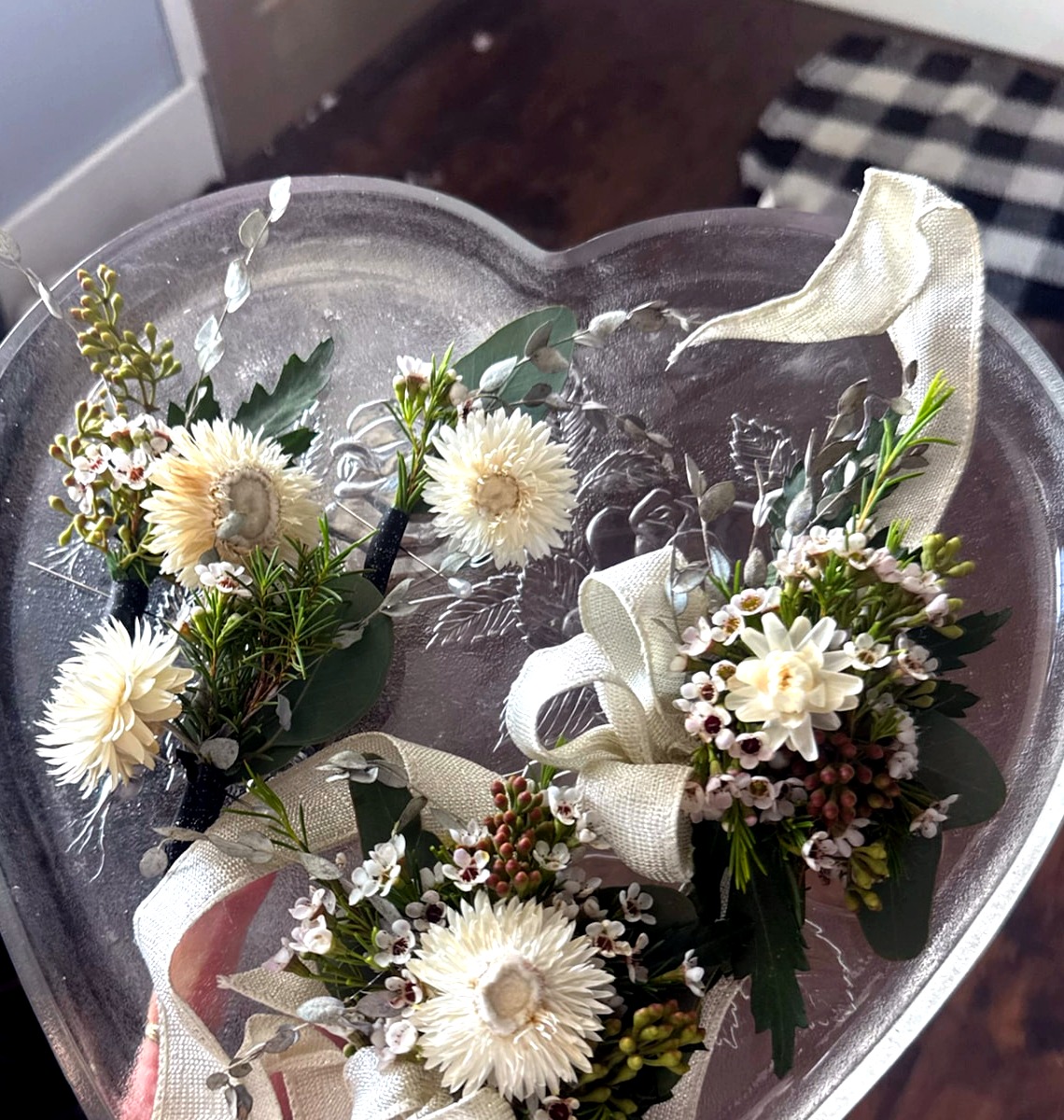 Corsages & Boutonnieres — Strawflower and wax flower for the wedding party