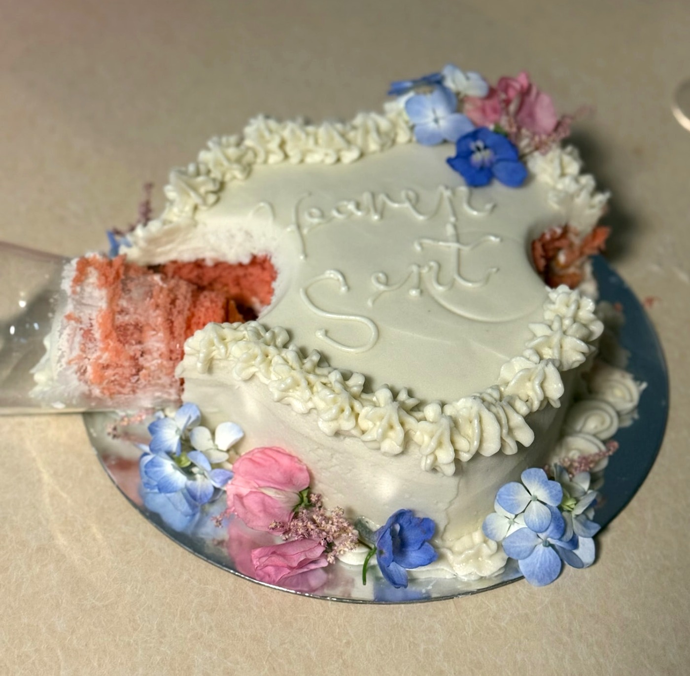 Vintage Mini Cake Decorating